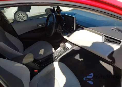 2021 Toyota Corolla Le z USA, uszkodzony, nr VIN 5YFEPMAE9MP194591